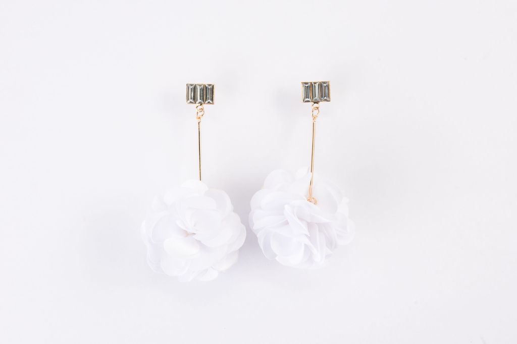 Olivia Crystal Bar Fluff Earrings