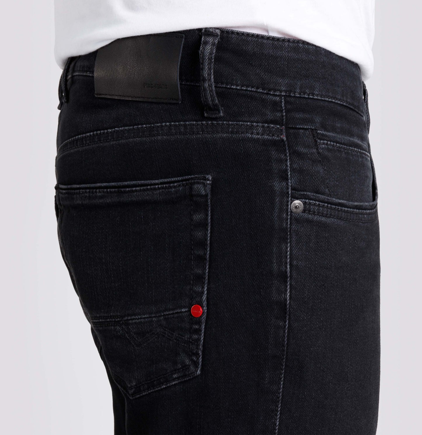 Men's Arne Pipe Jean - Black Black Wash